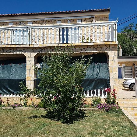 شقة Apartman Toja سينج المظهر الخارجي الصورة